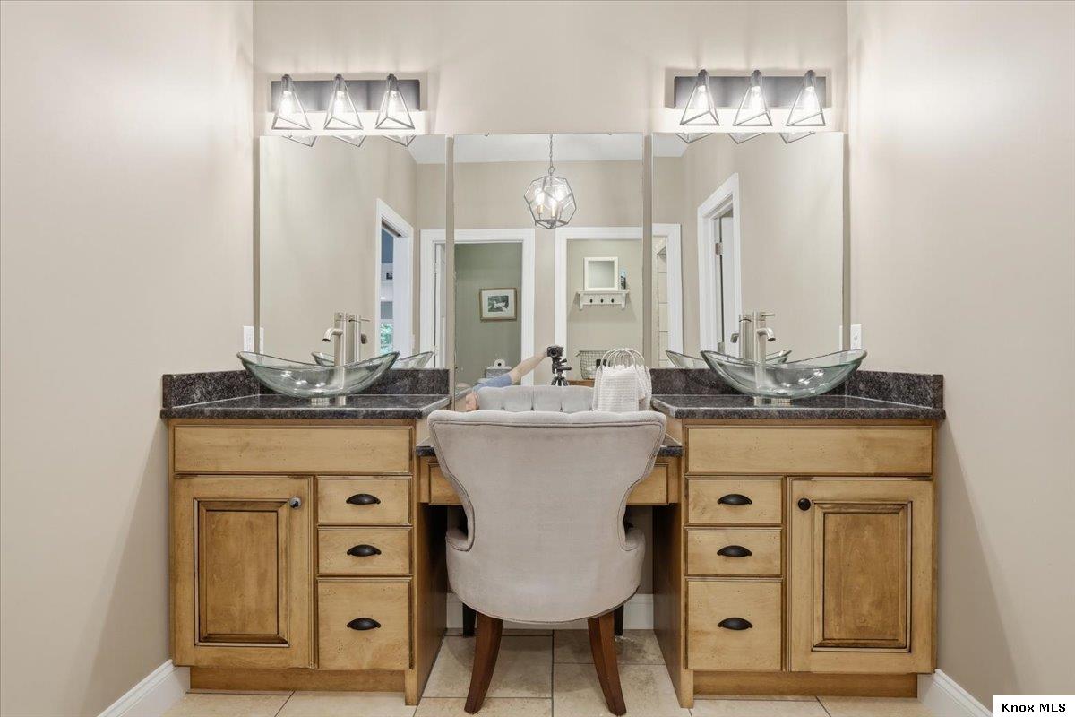 3315 Apple Valley Dr Property Photo 14