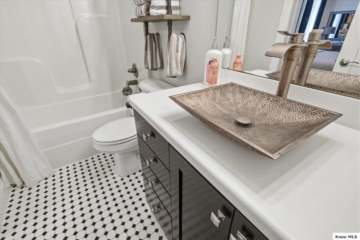 3315 Apple Valley Dr Property Photo 35