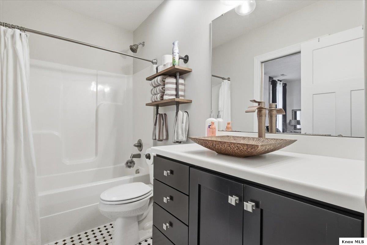 3315 Apple Valley Dr Property Photo 53