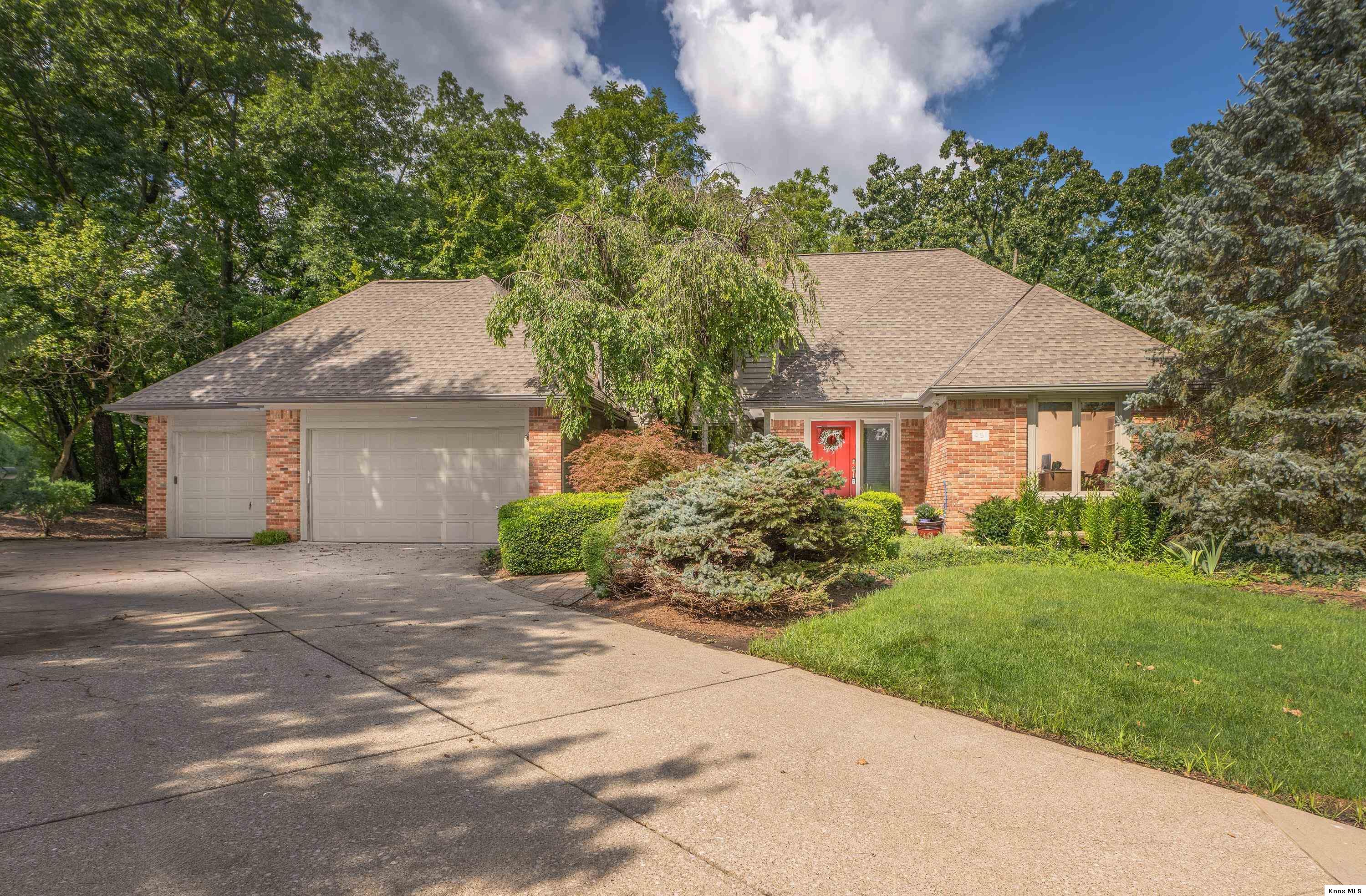 451 Valleyview Ct. Property Photo 1