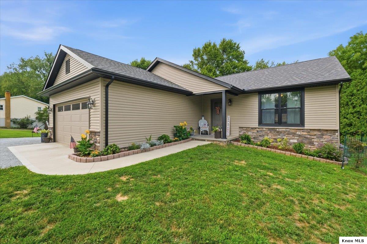 148 Jonathon Drive Property Photo 1