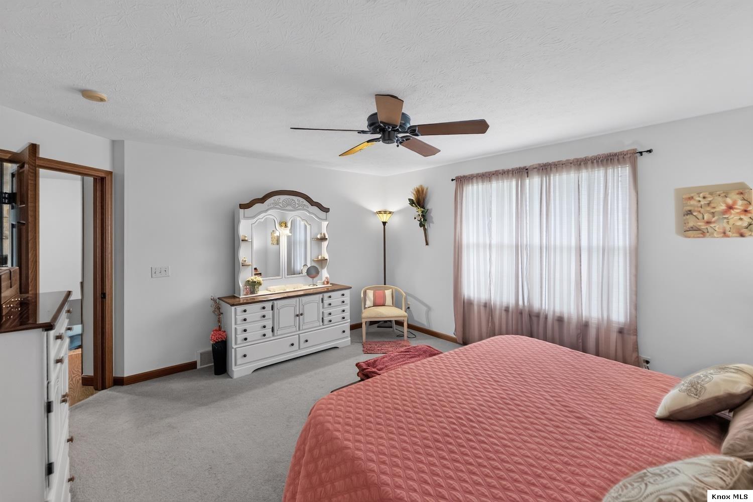 870 Fairway Drive Property Photo 19