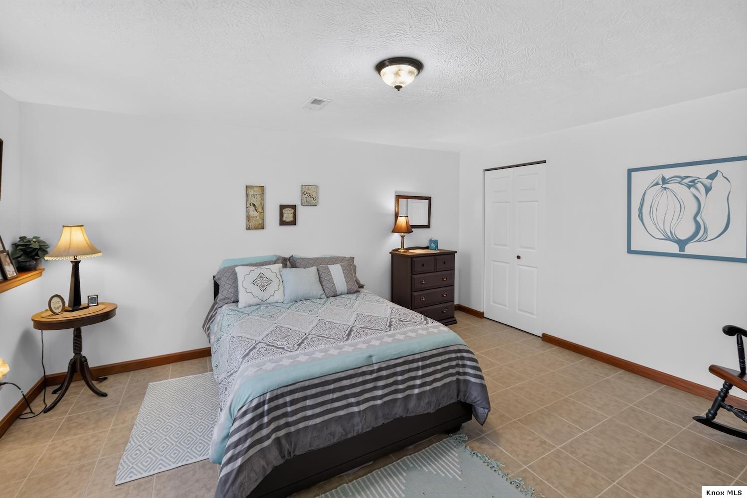 870 Fairway Drive Property Photo 36