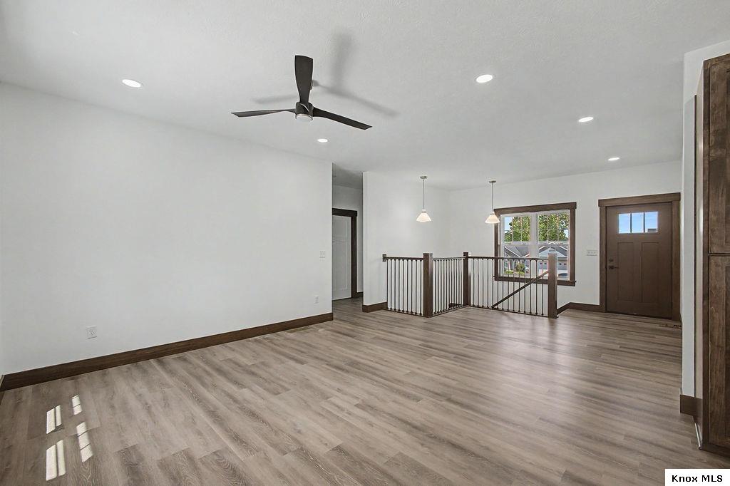 867 Fairway Drive Property Photo 6