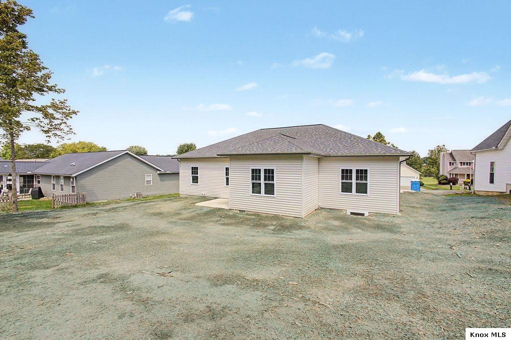 867 Fairway Drive Property Photo 28