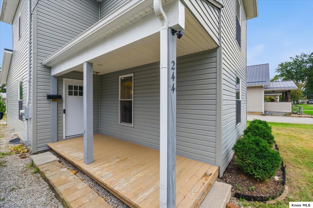 244 Newark Road Property Photo 5