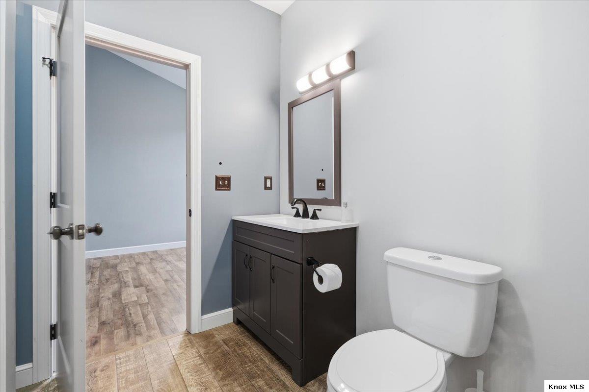 244 Newark Road Property Photo 18