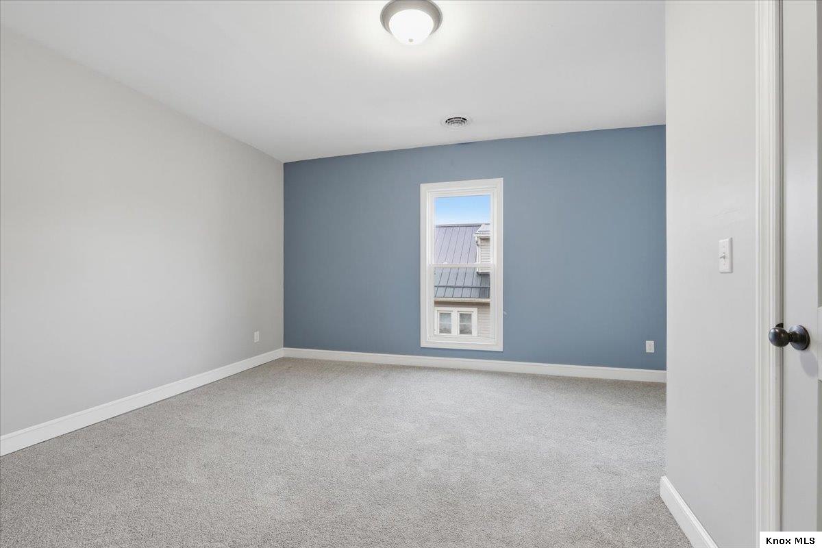 244 Newark Road Property Photo 25