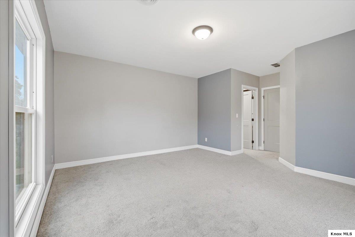 244 Newark Road Property Photo 31