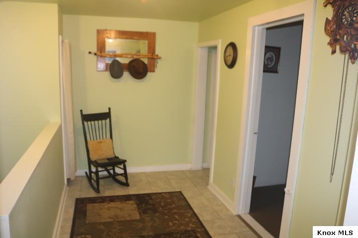 420 Fairgrounds Rd Property Photo 12