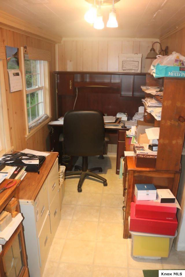 420 Fairgrounds Rd Property Photo 13