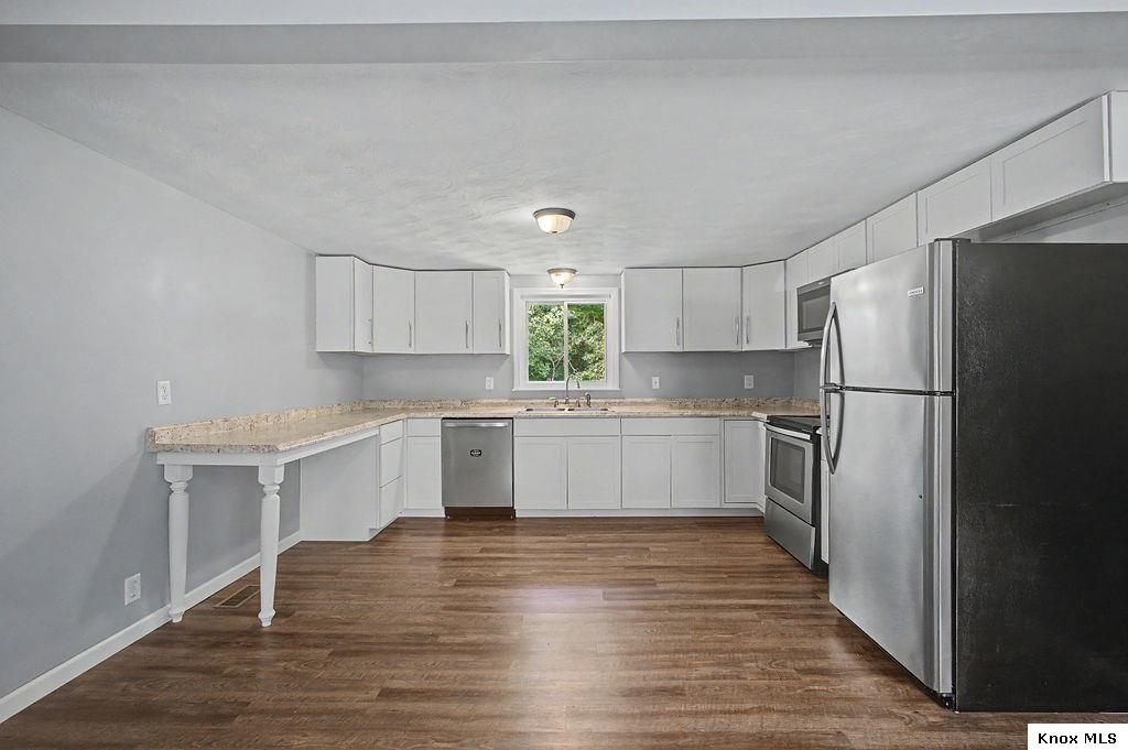 14207 Eldon Drive Property Photo 2