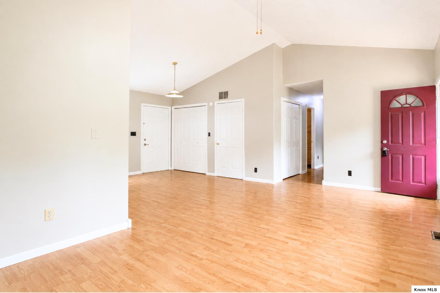 715 Daffodil Drive Property Photo 14