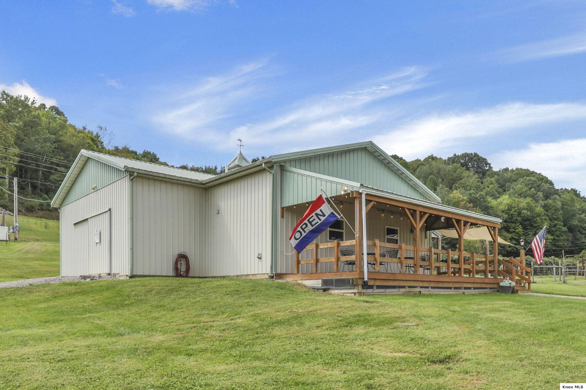 9065 Clay Pike Road Property Photo 1