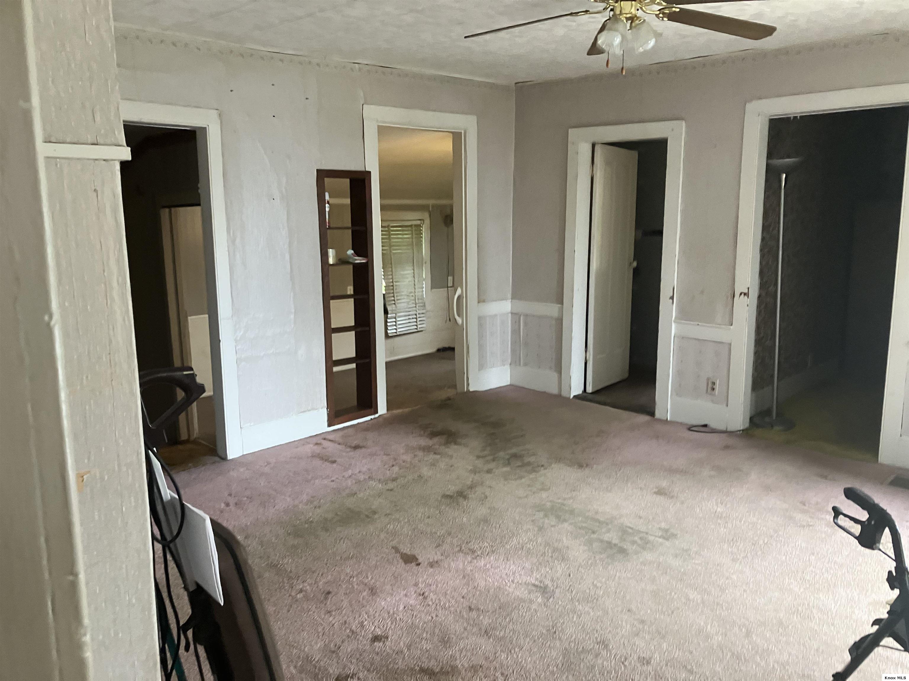 16 E Fifth Property Photo 2