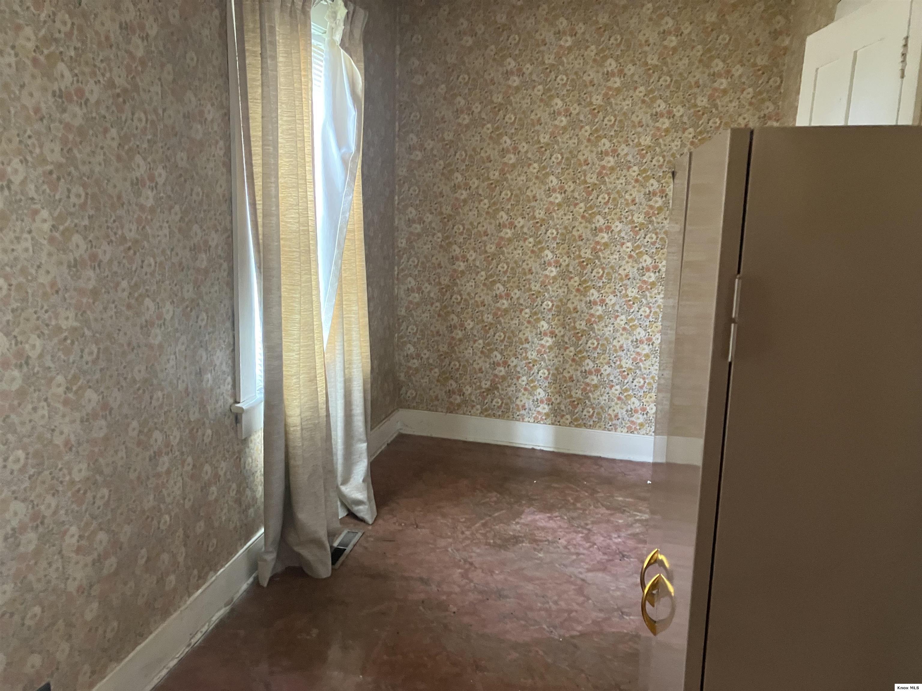 16 E Fifth Property Photo 5