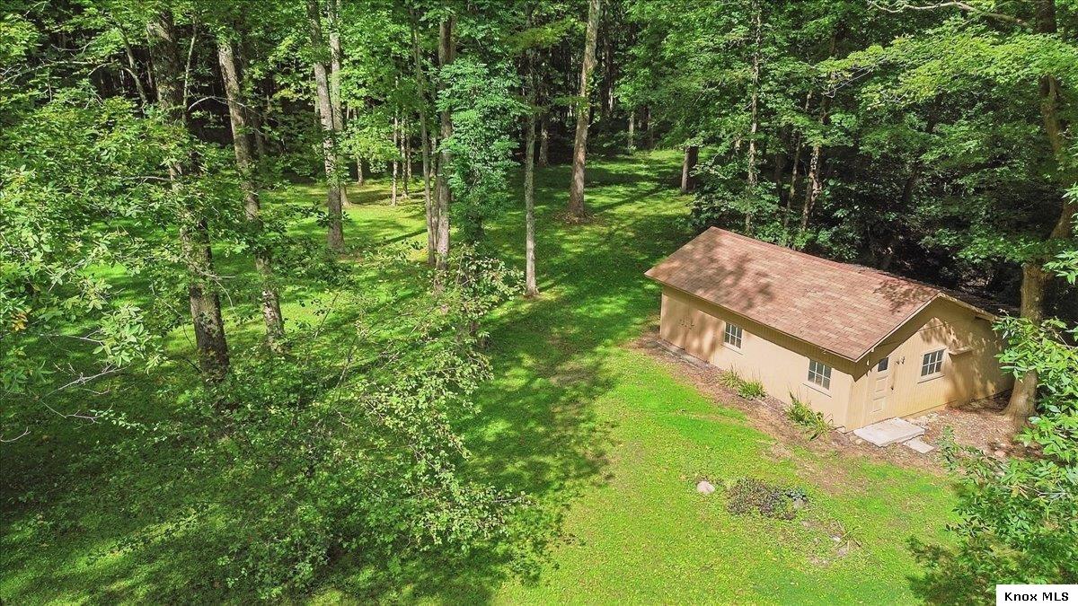 8723 Keys Road Property Photo 7