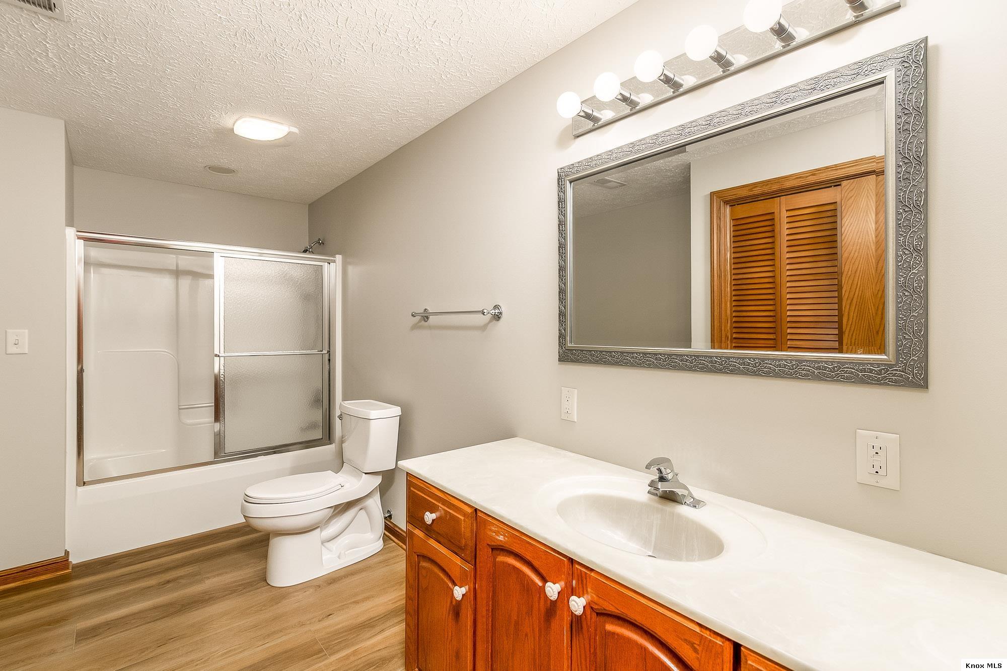 4045 Apple Valley Drive Property Photo 34