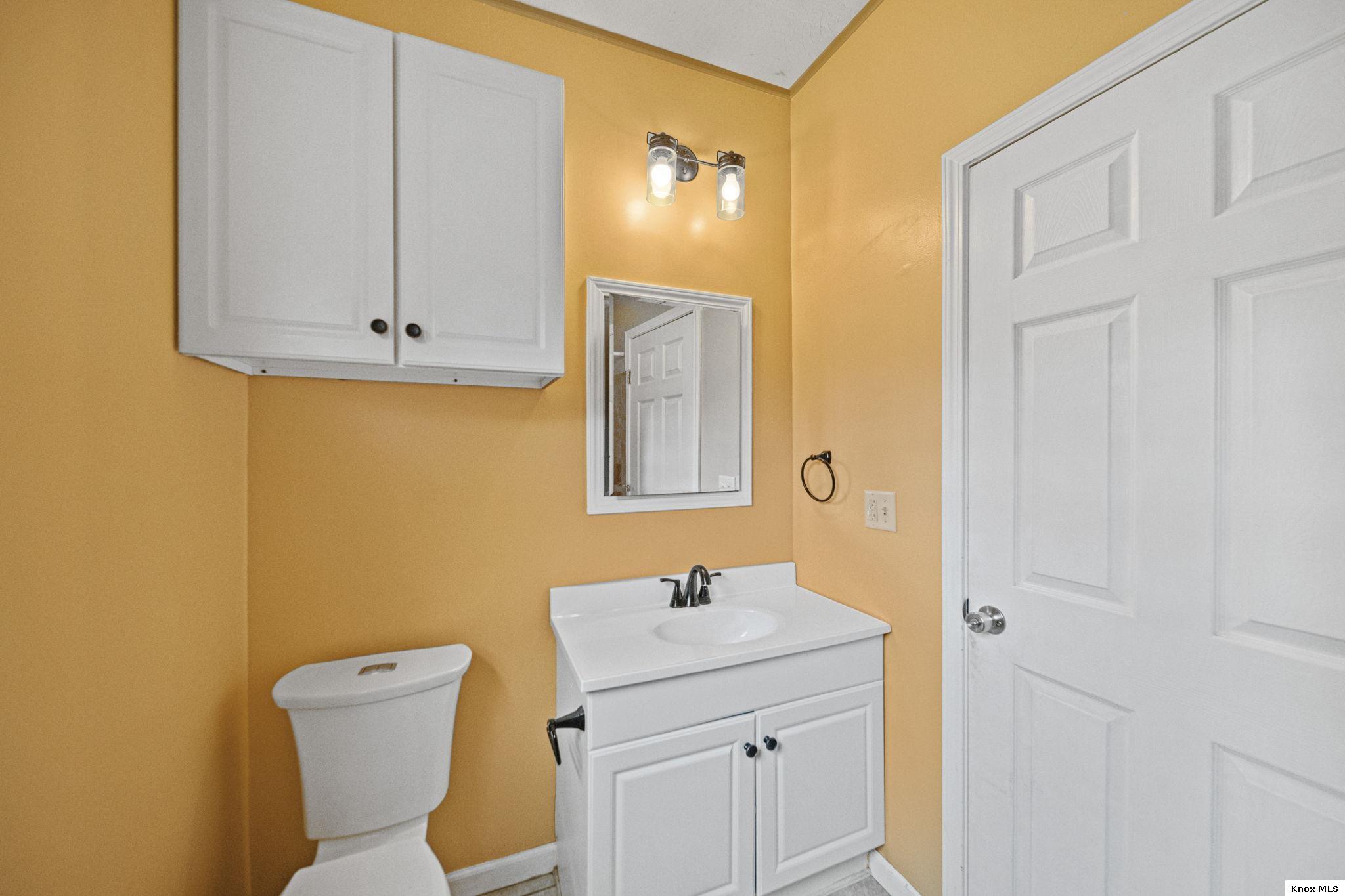 4 Meltzer Ct. Property Photo 13