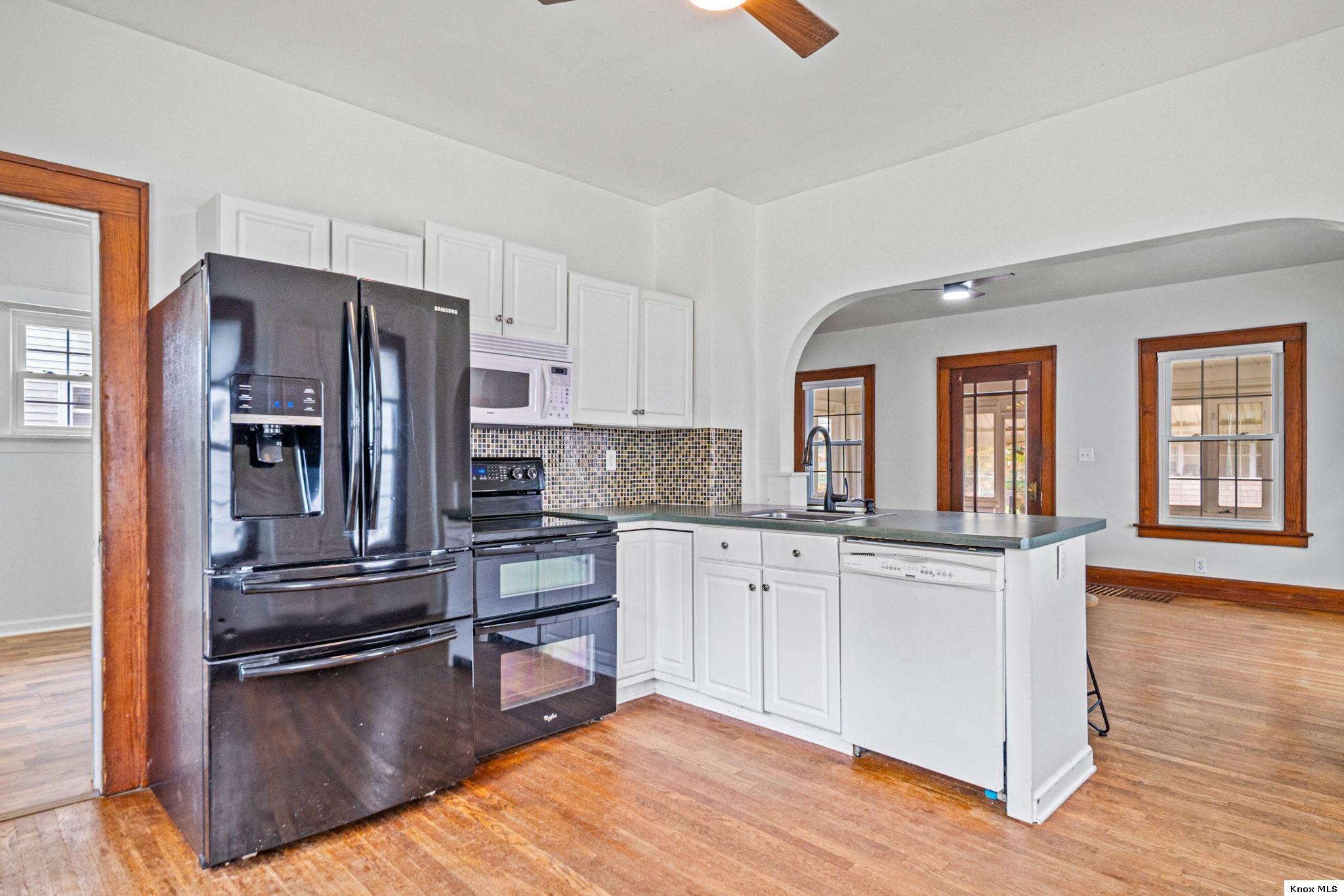4 Meltzer Ct. Property Photo 14