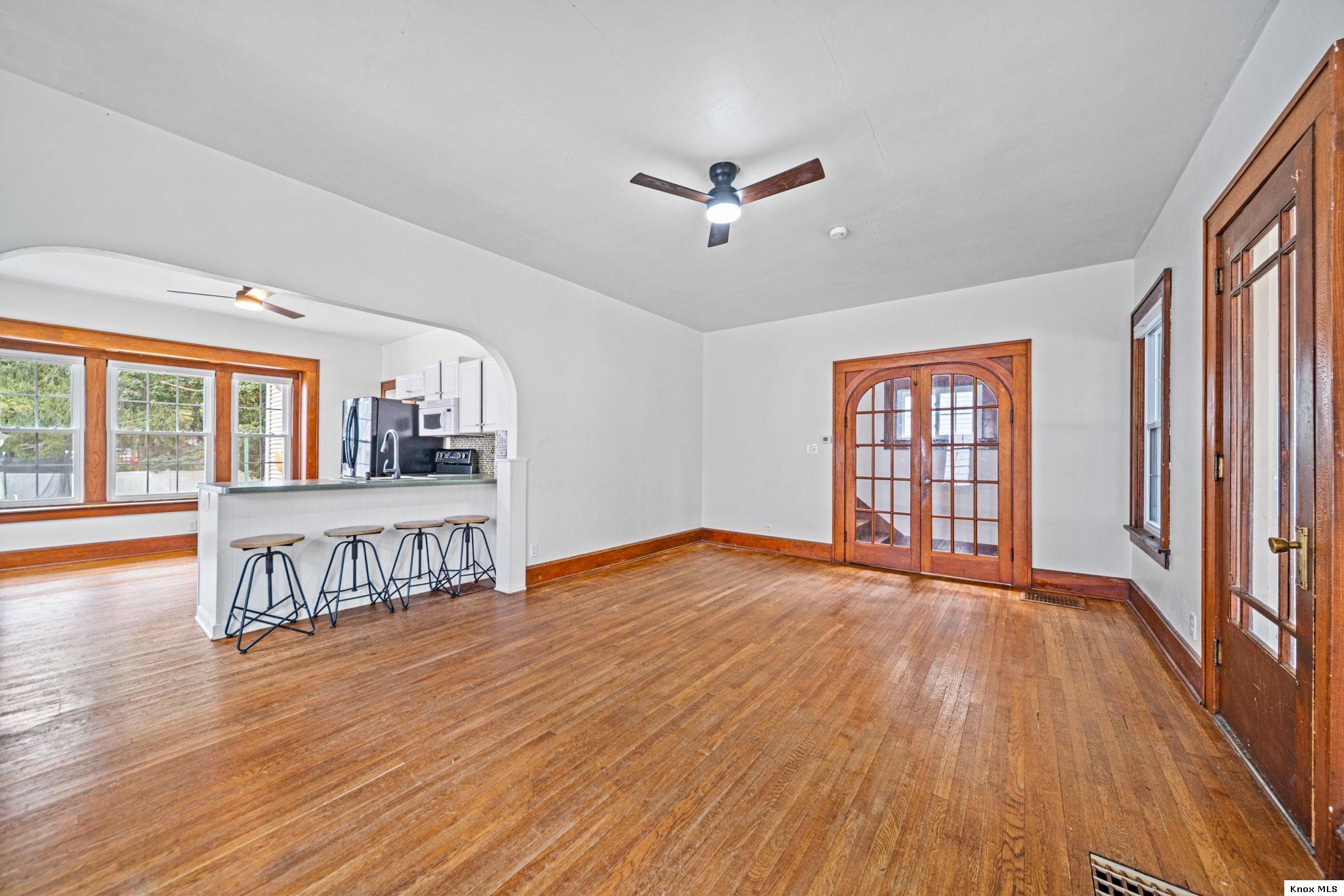 4 Meltzer Ct. Property Photo 17