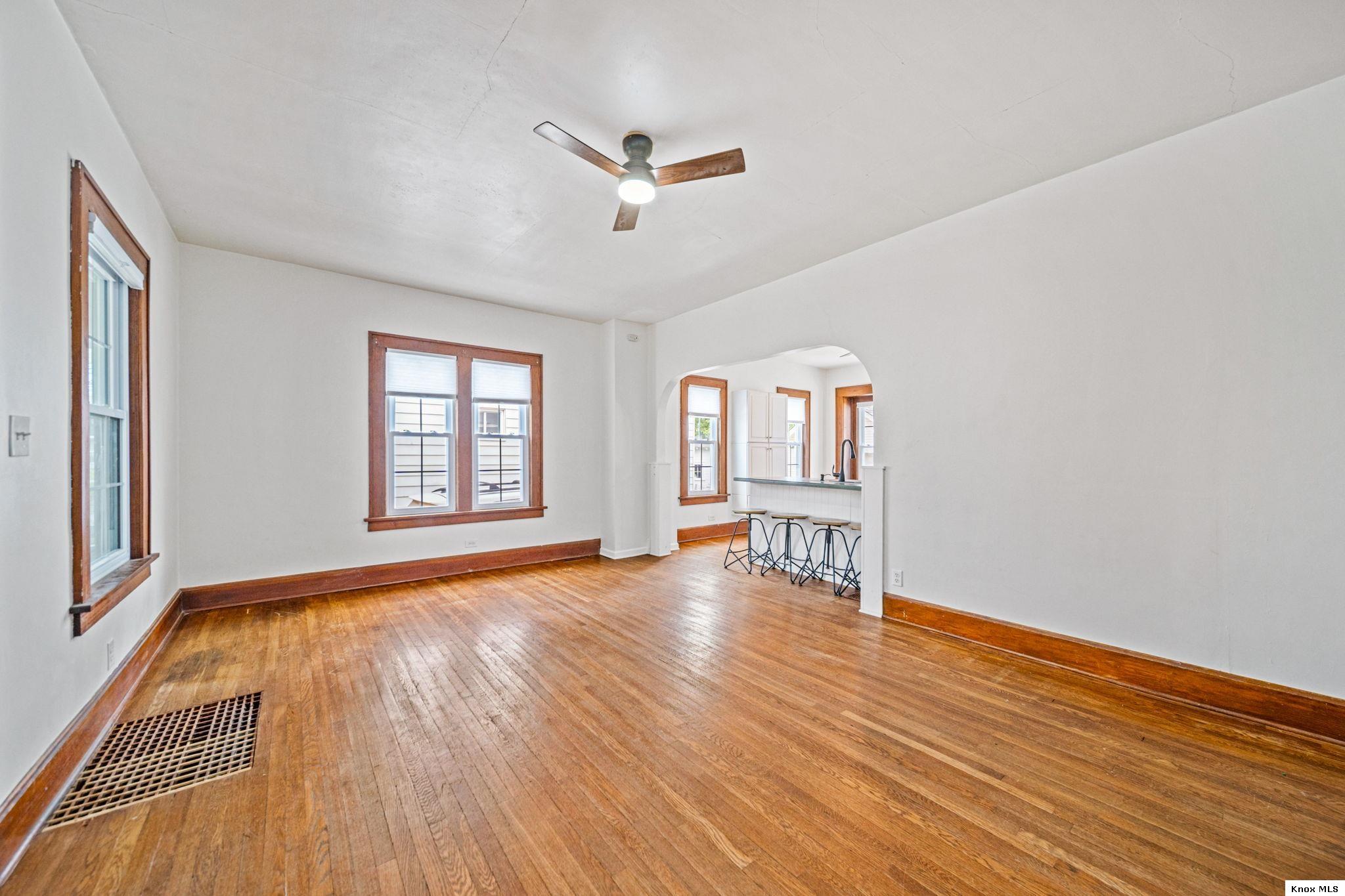 4 Meltzer Ct. Property Photo 18