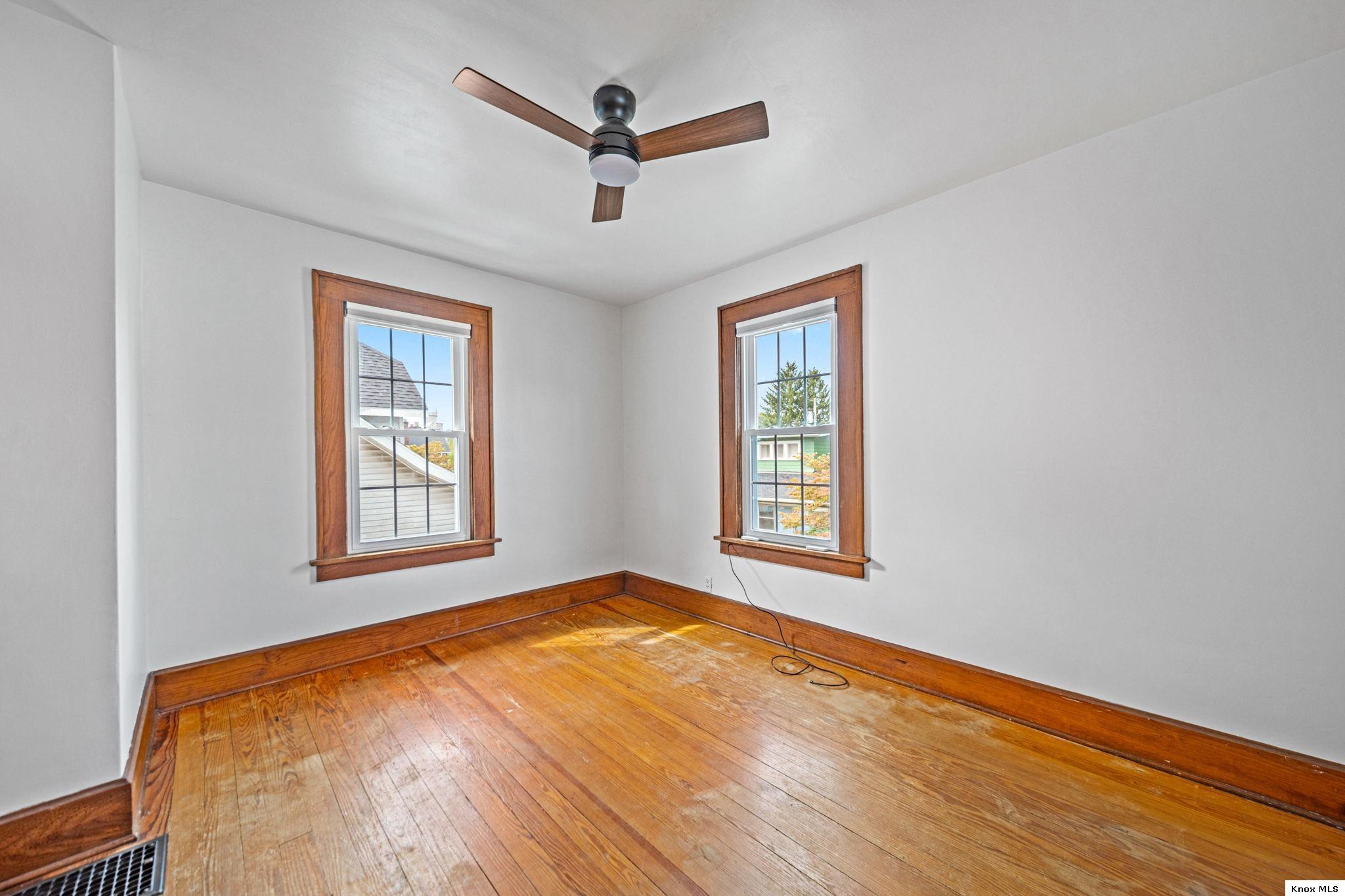 4 Meltzer Ct. Property Photo 24