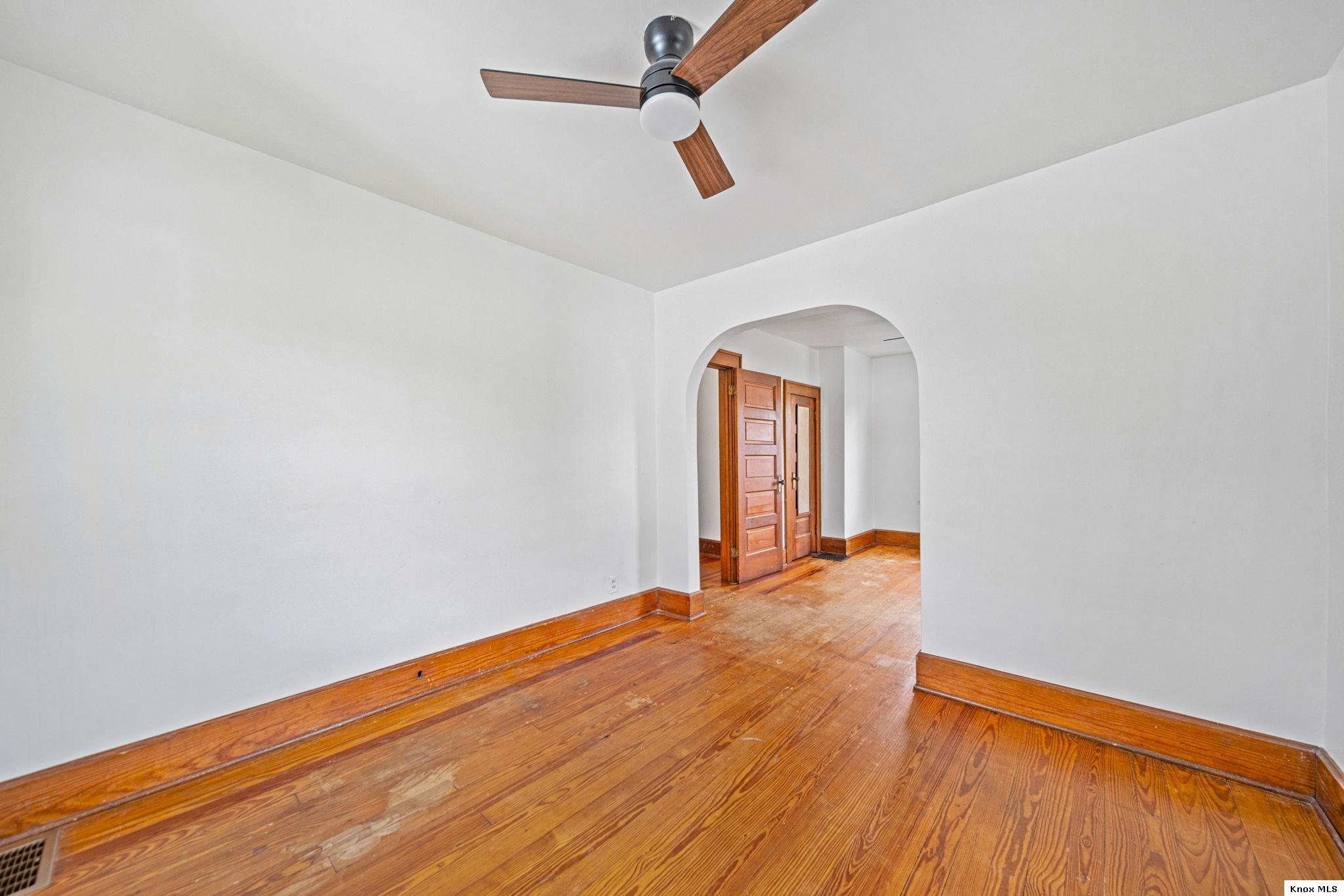 4 Meltzer Ct. Property Photo 27