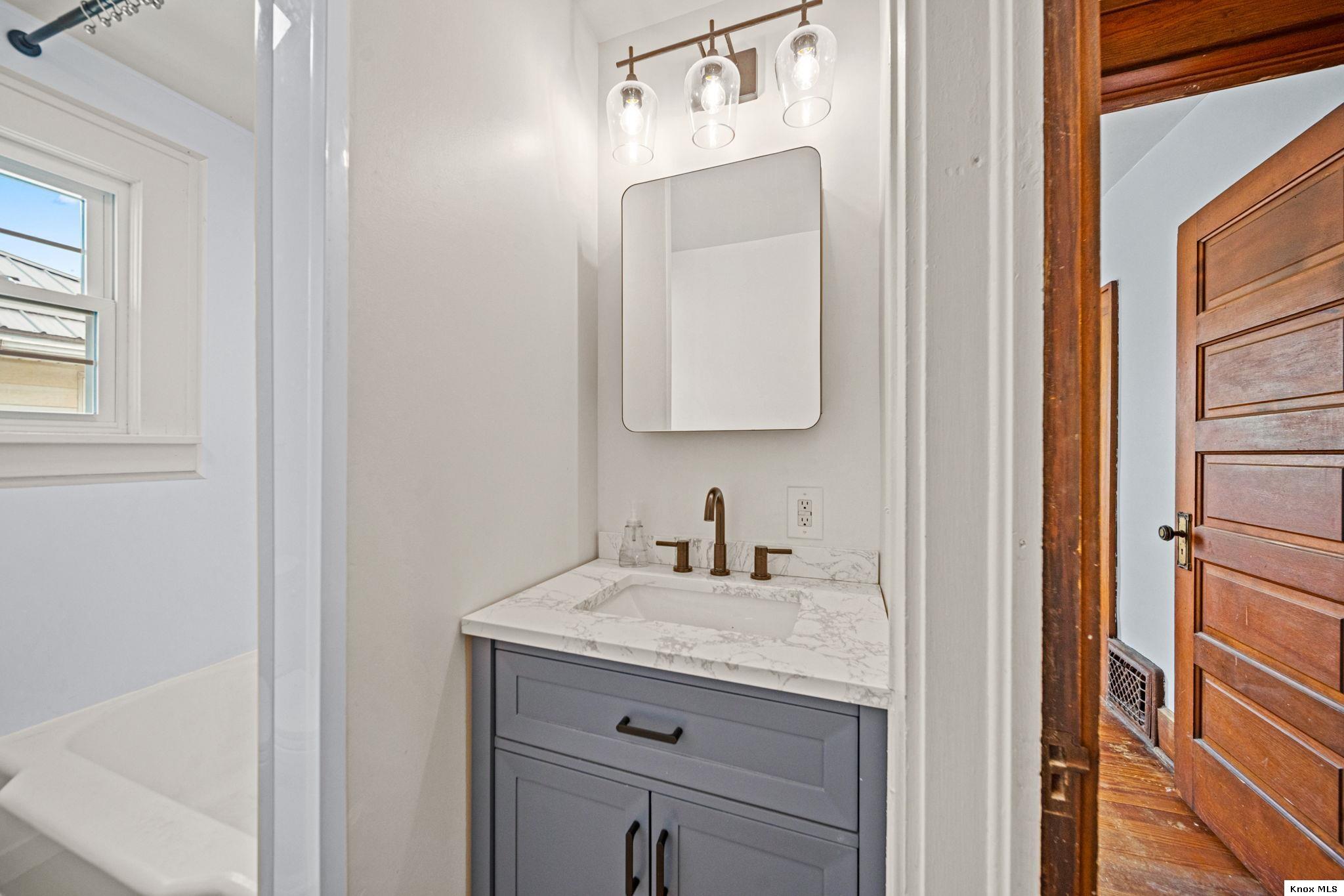 4 Meltzer Ct. Property Photo 29