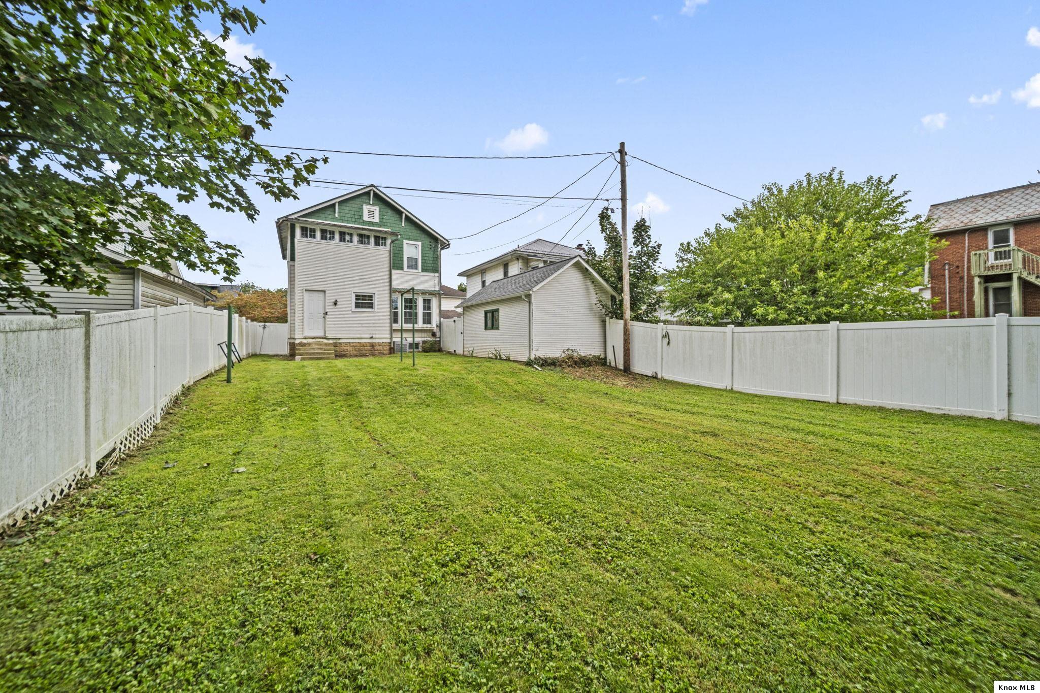4 Meltzer Ct. Property Photo 36