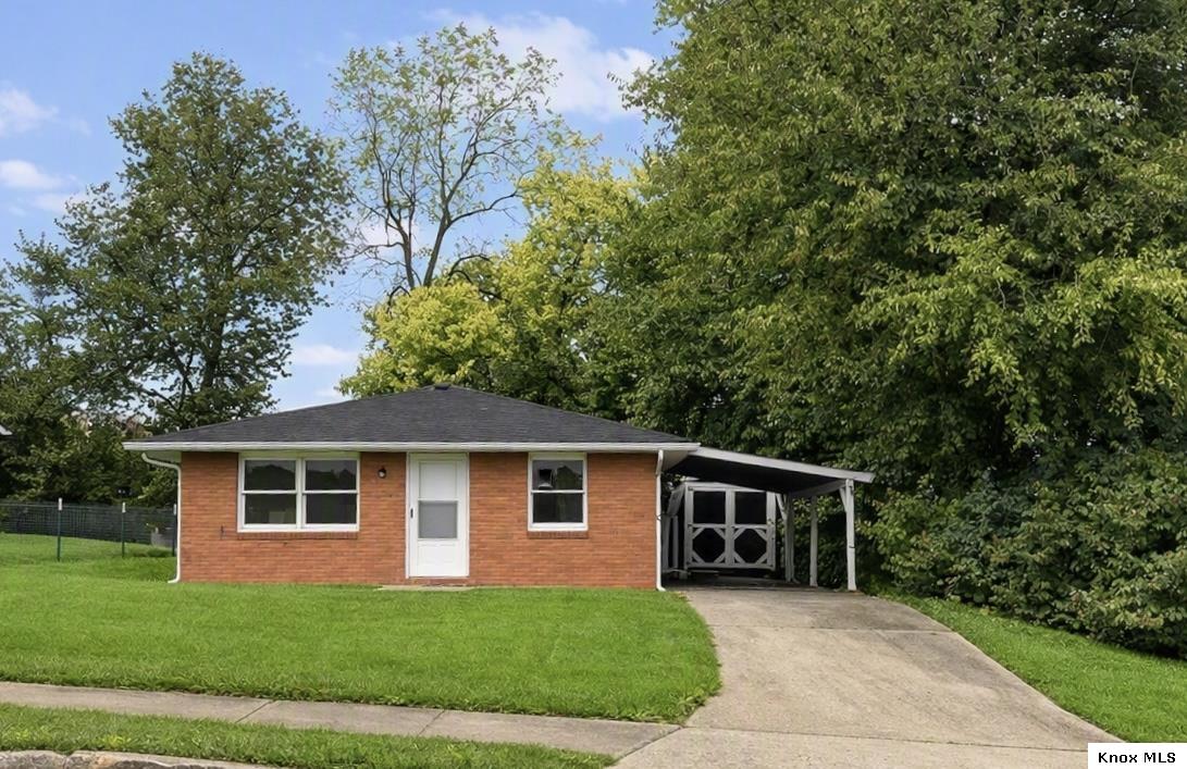 108 W Sugar Property Photo 1