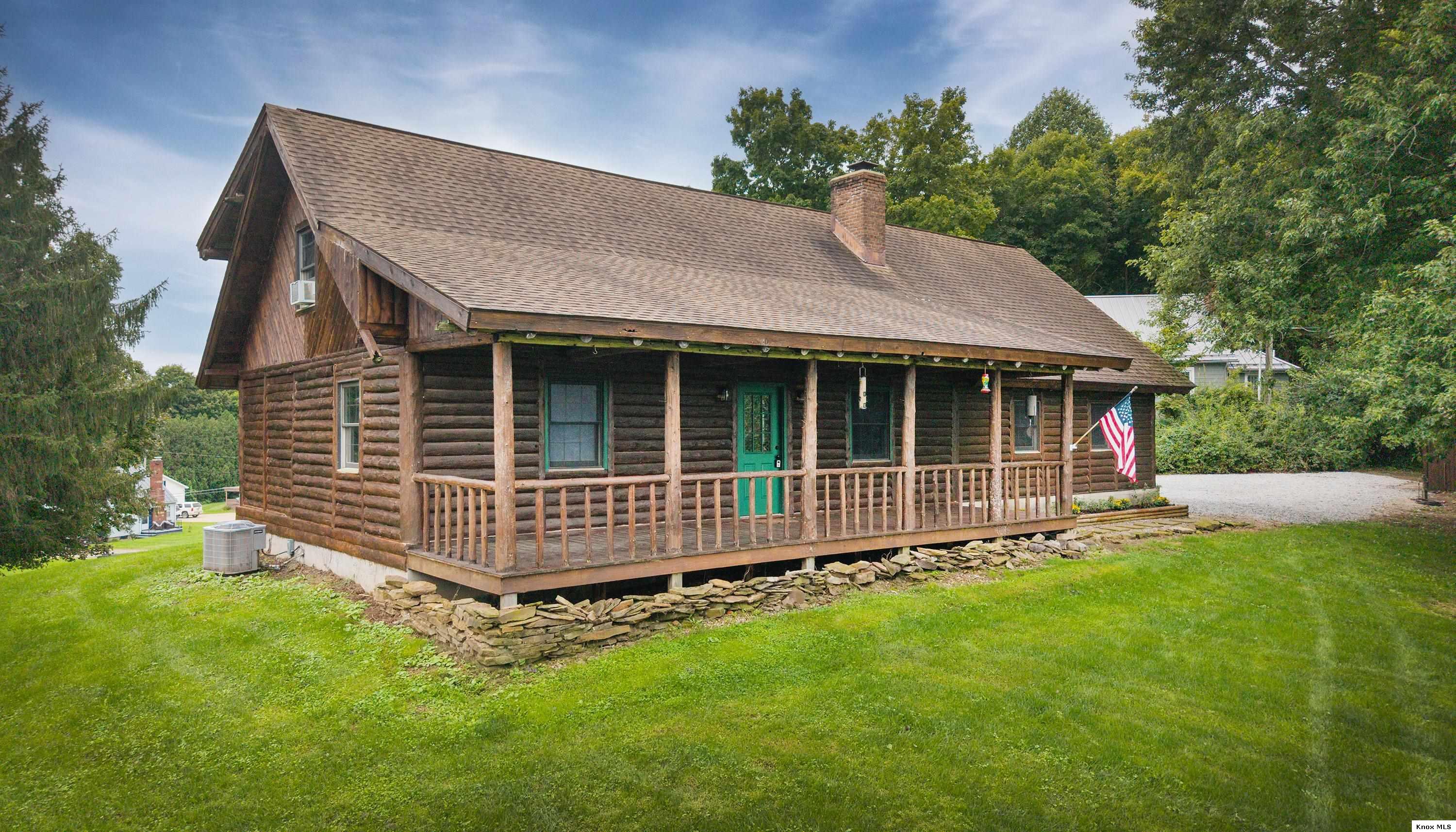 9138 Kinney Rd Property Photo 1