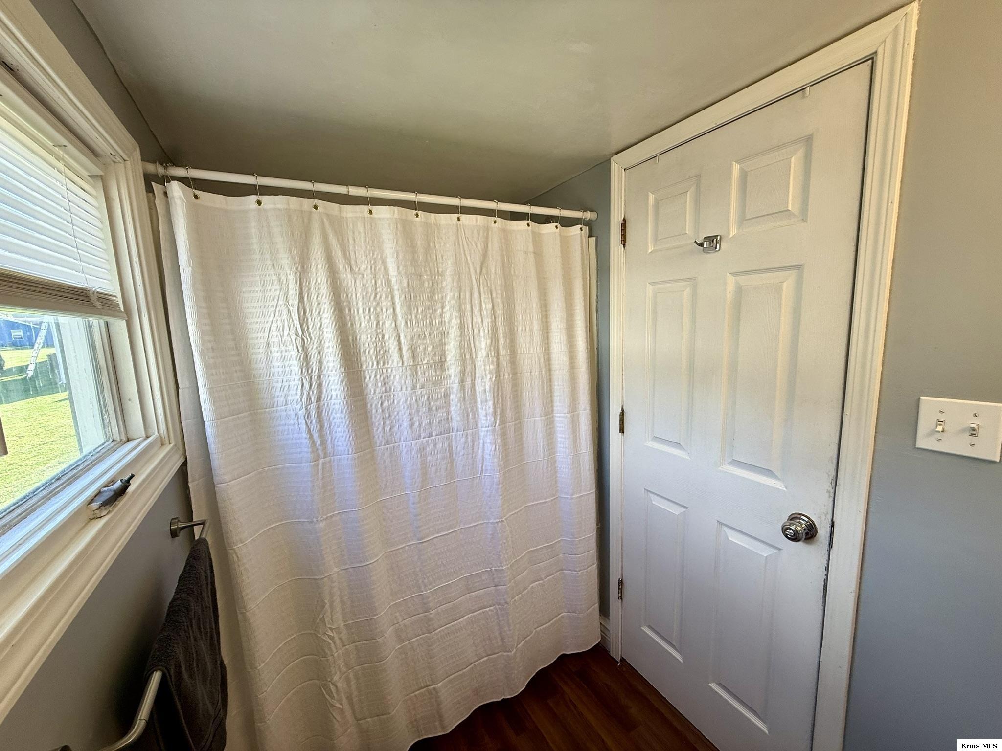 1010 E Gambier St. Property Photo 14