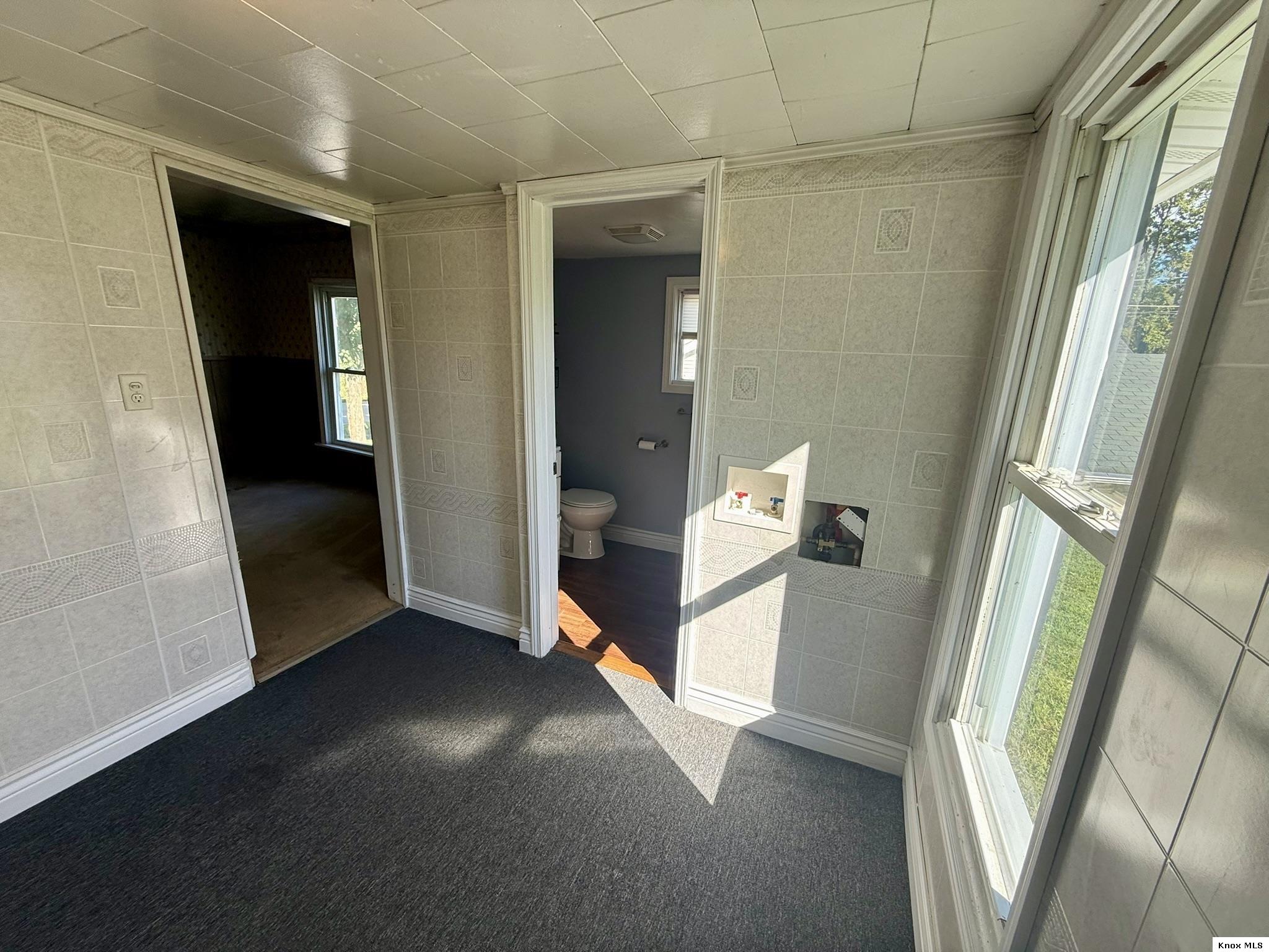 1010 E Gambier St. Property Photo 18