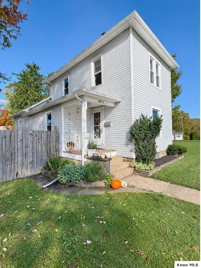 1003 Howard Street Property Photo 1