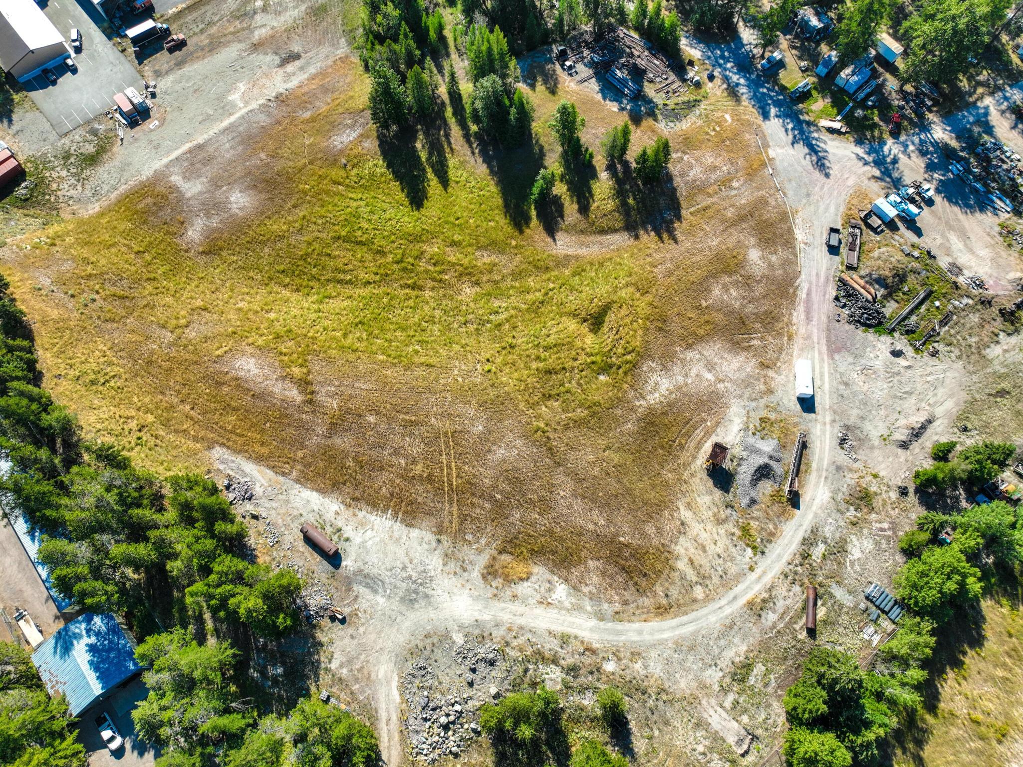 1860 Baker Avenue Property Photo 7