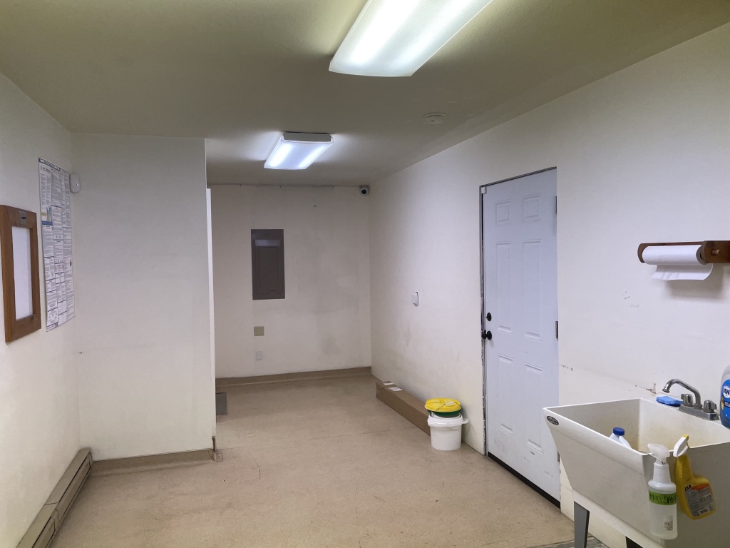 9809 Valley Grove Drive Property Photo 11