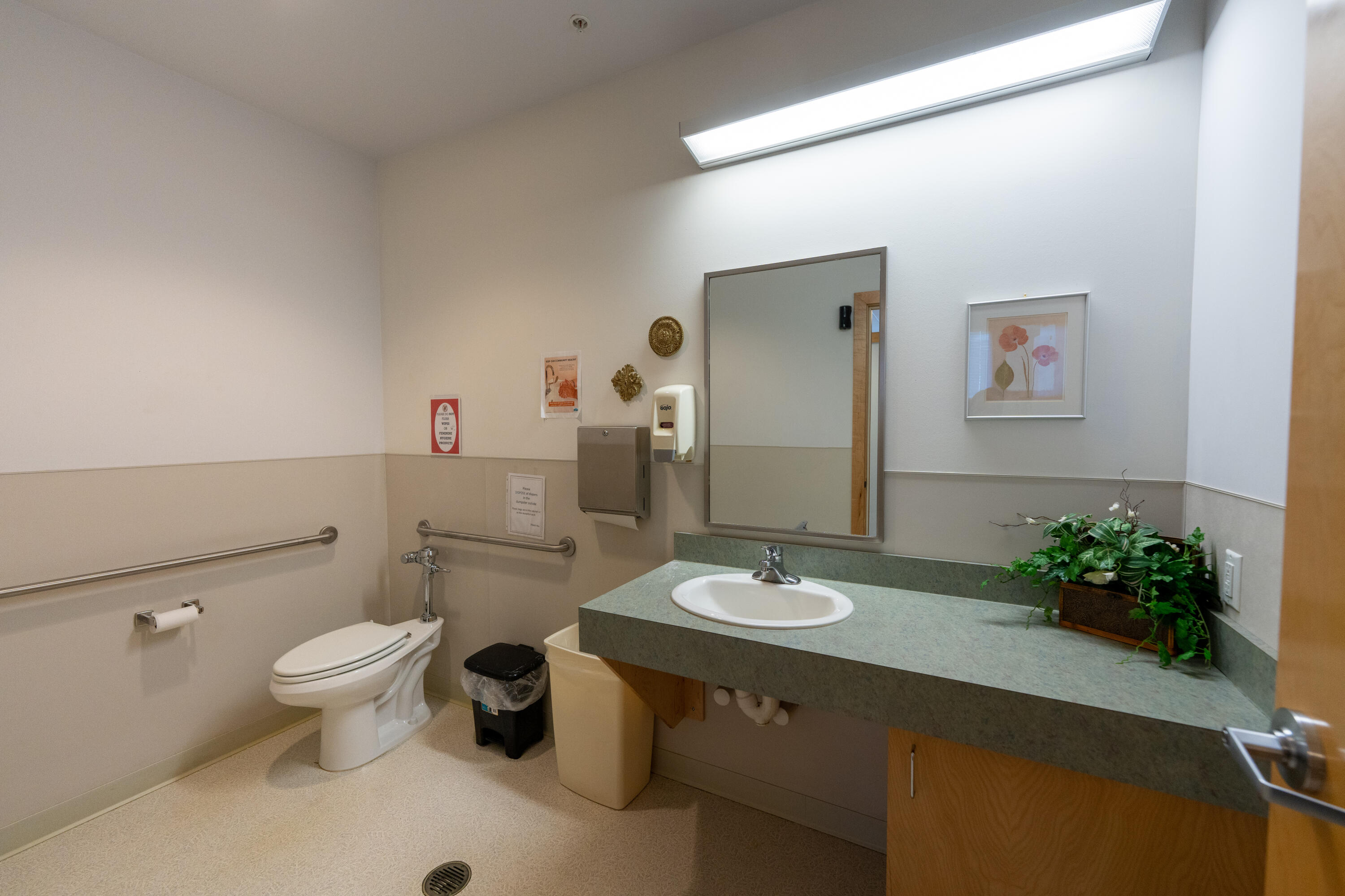 215 Smelter Avenue Ne Property Photo 25
