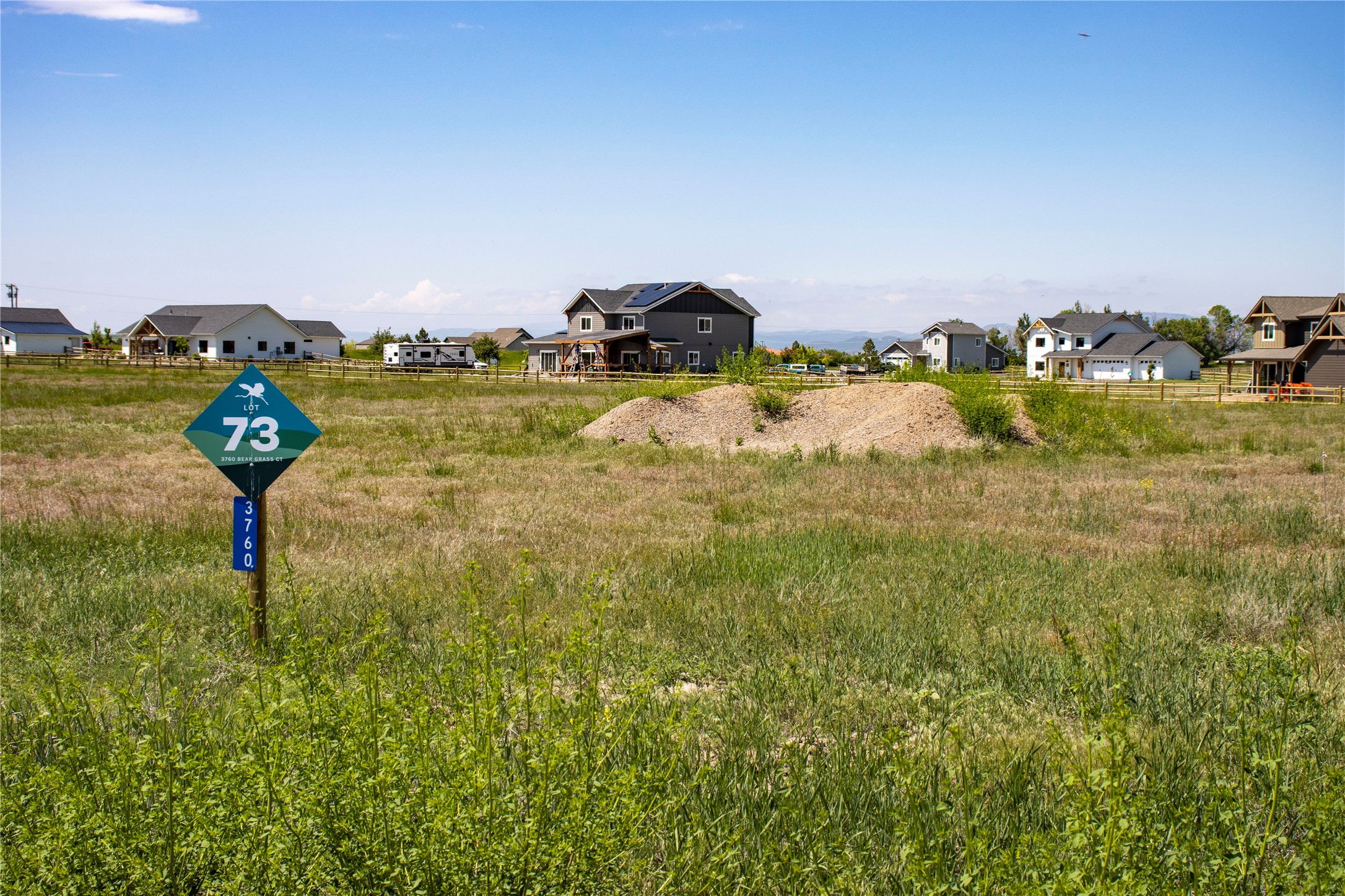 3760 Beargrass Court Property Photo 4