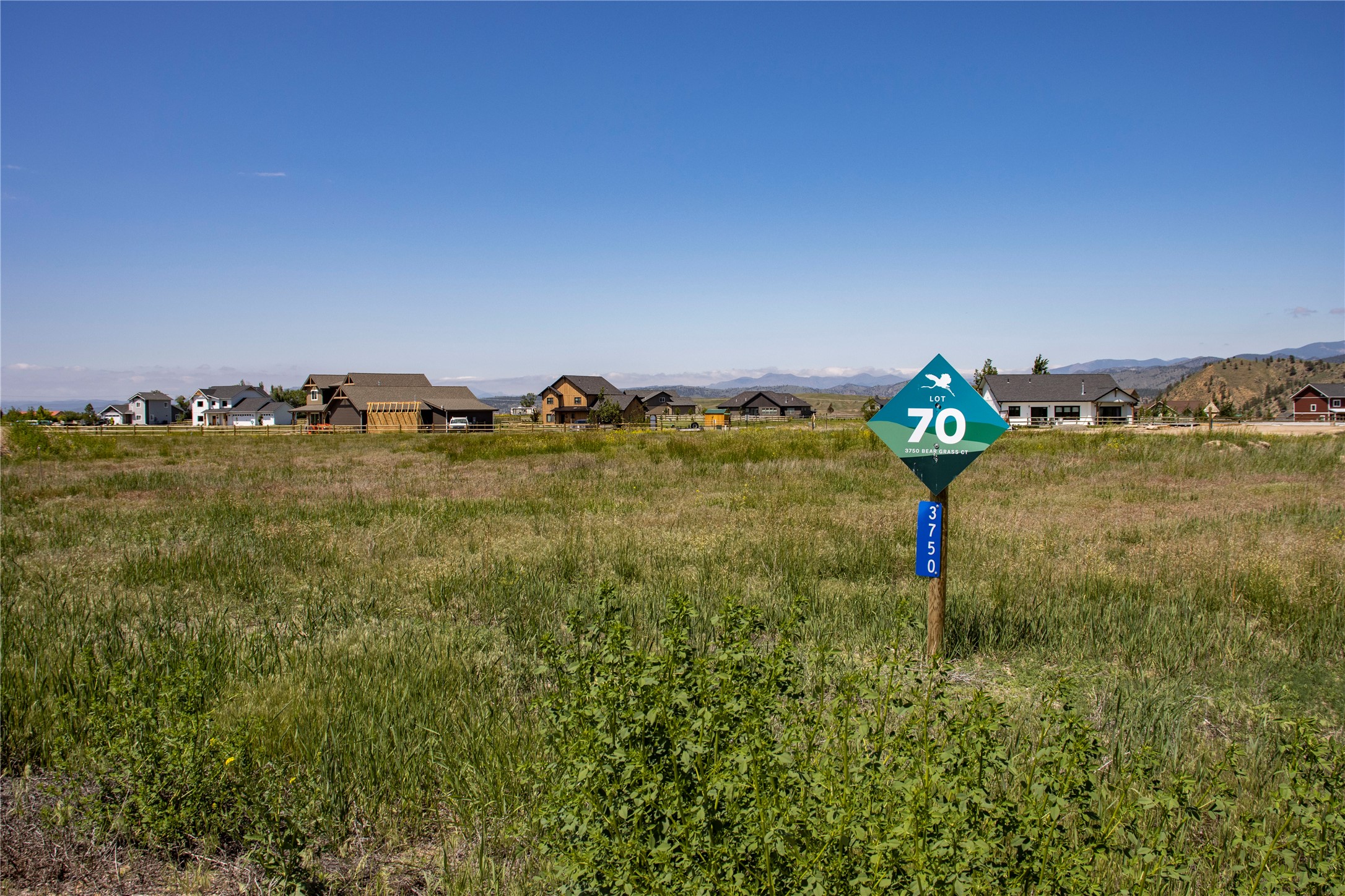 3750 Beargrass Court Property Photo 4