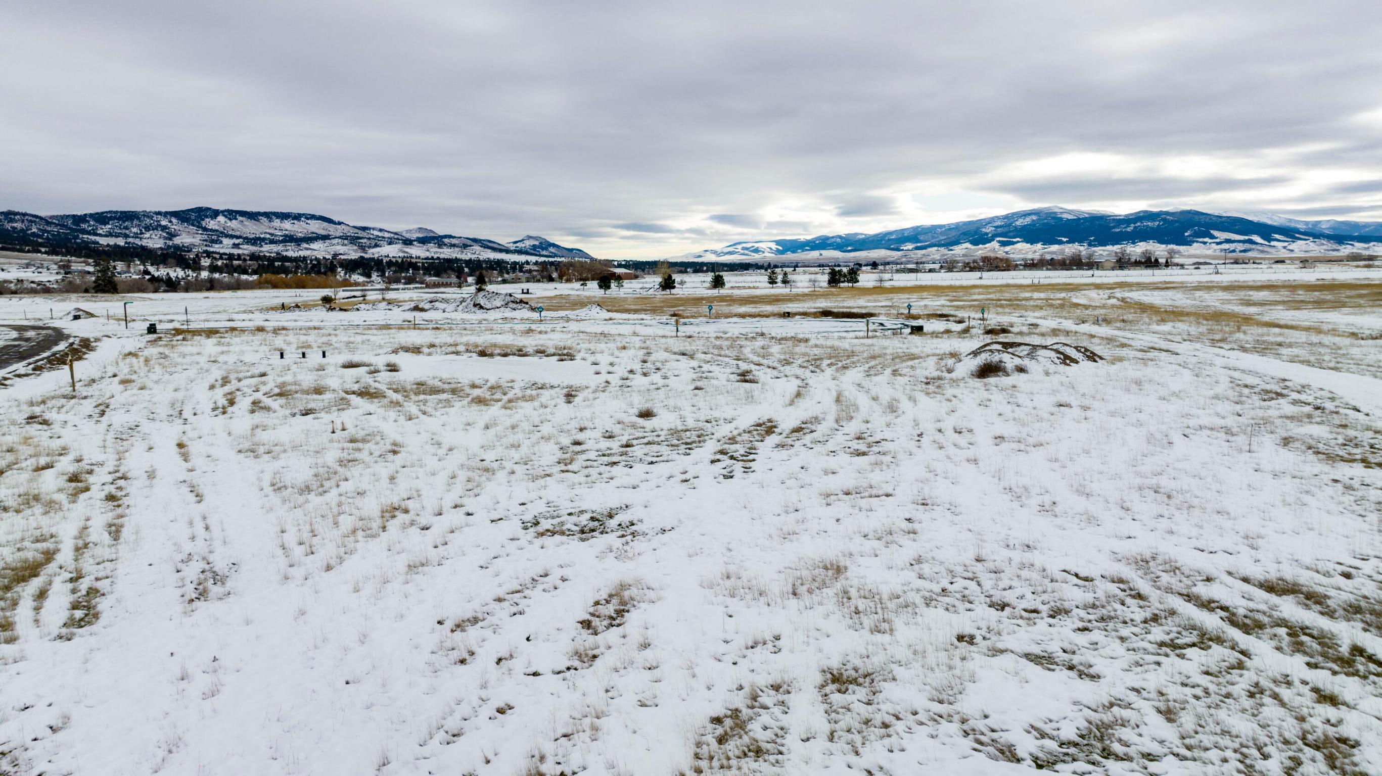 5472 Fireweed Loop Property Photo 5