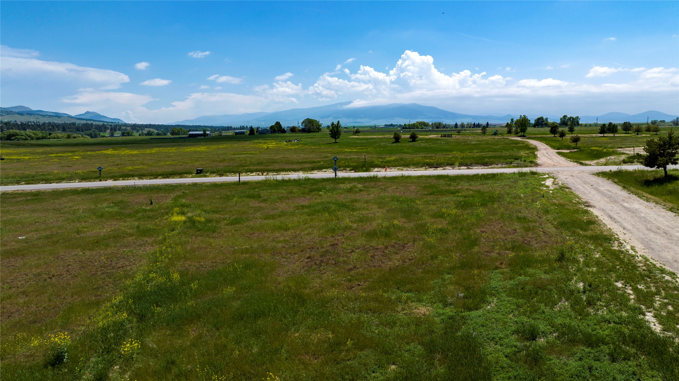 5497 Fireweed Loop Property Photo 6