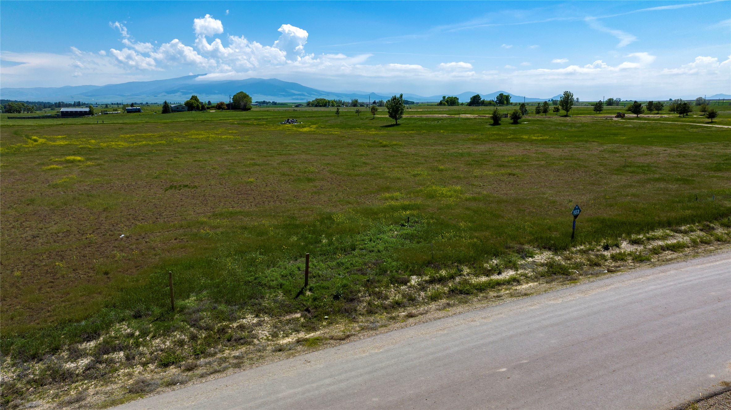 5494 Fireweed Loop Property Photo 5