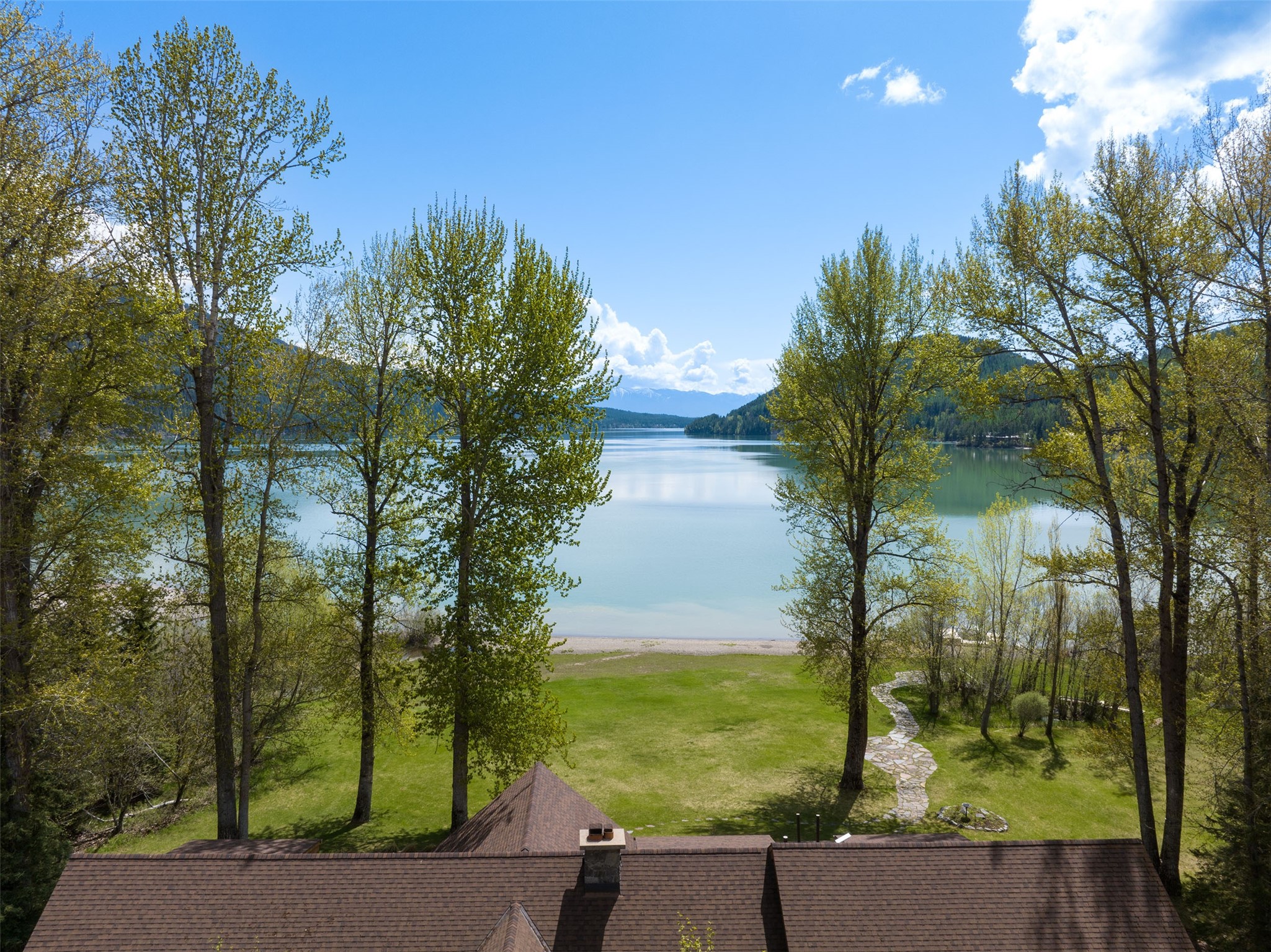 405 Delrey Road Property Photo 6
