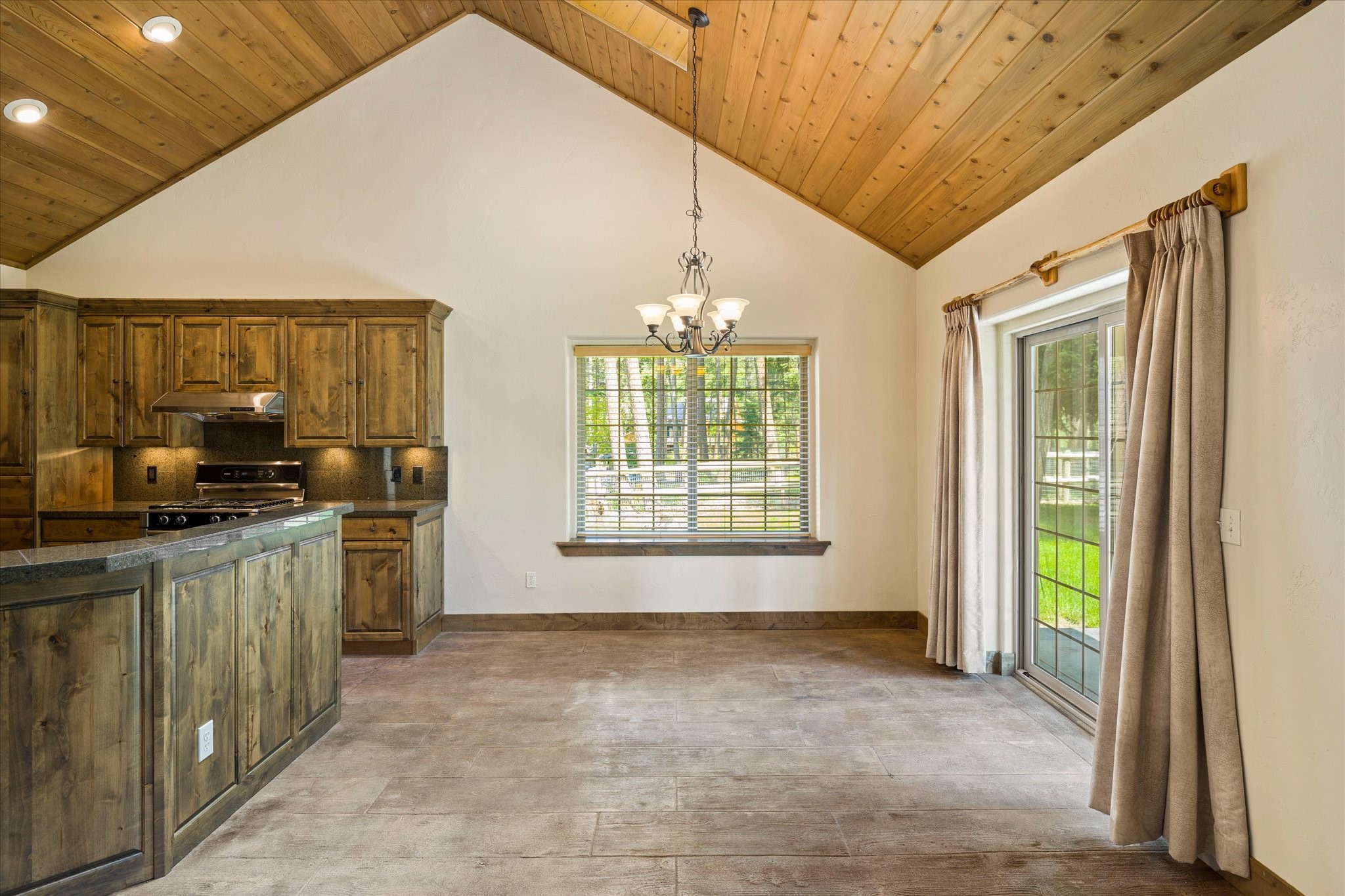 33581 Cherry Lane Property Photo 10