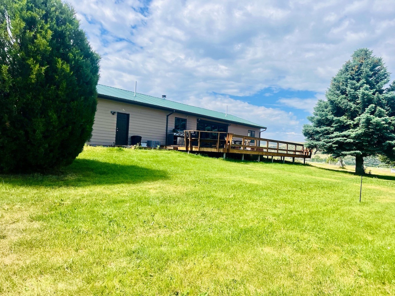 18711 Crystal Mountain Road Property Photo 8