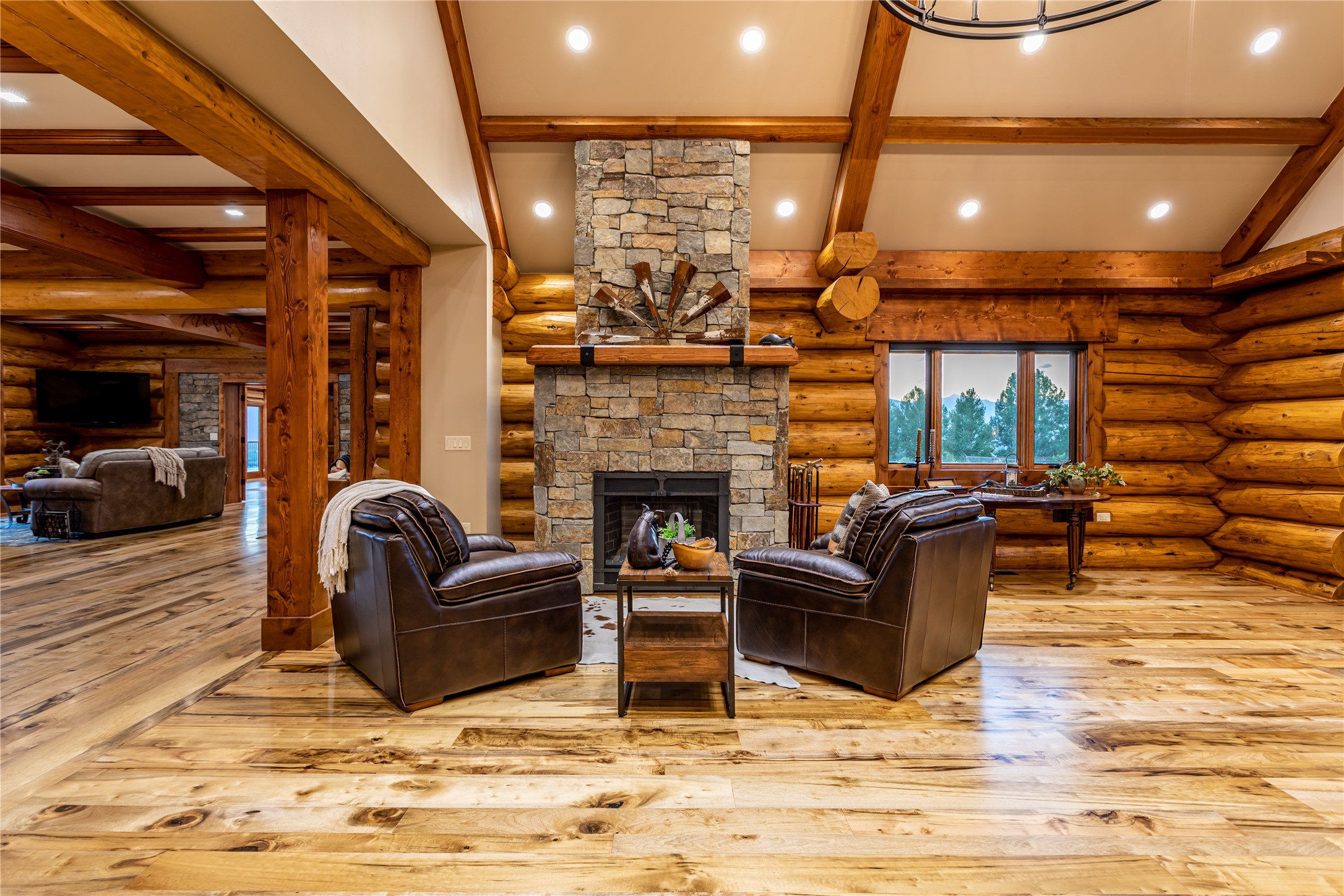391 Skyline Drive Property Photo 6