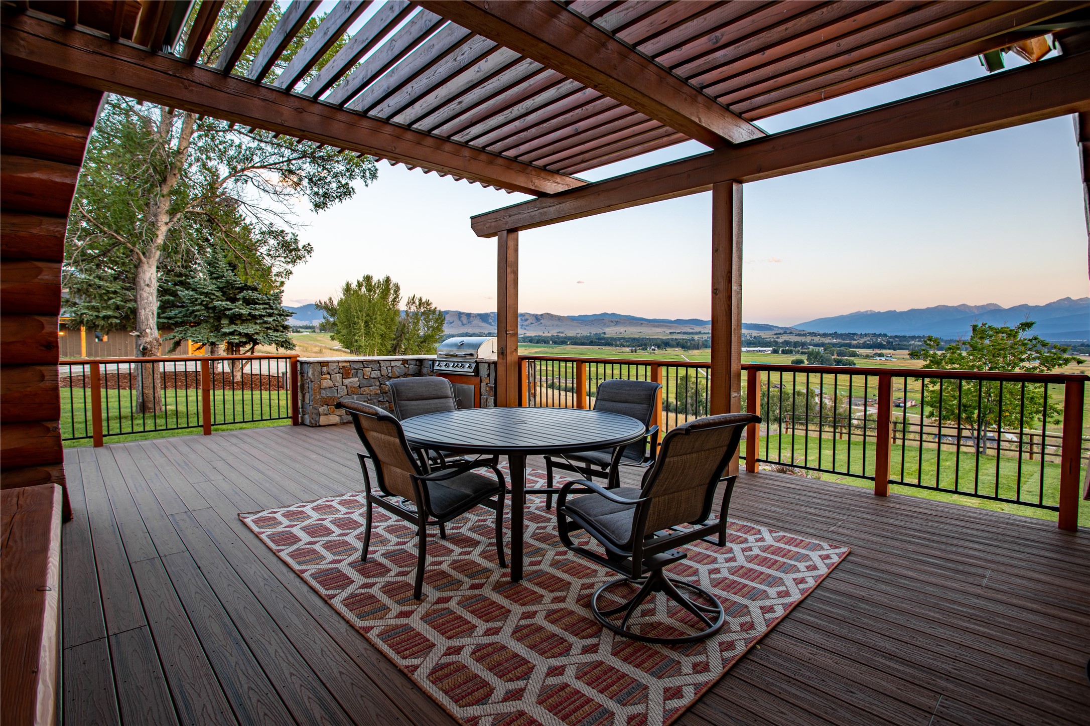 391 Skyline Drive Property Photo 17