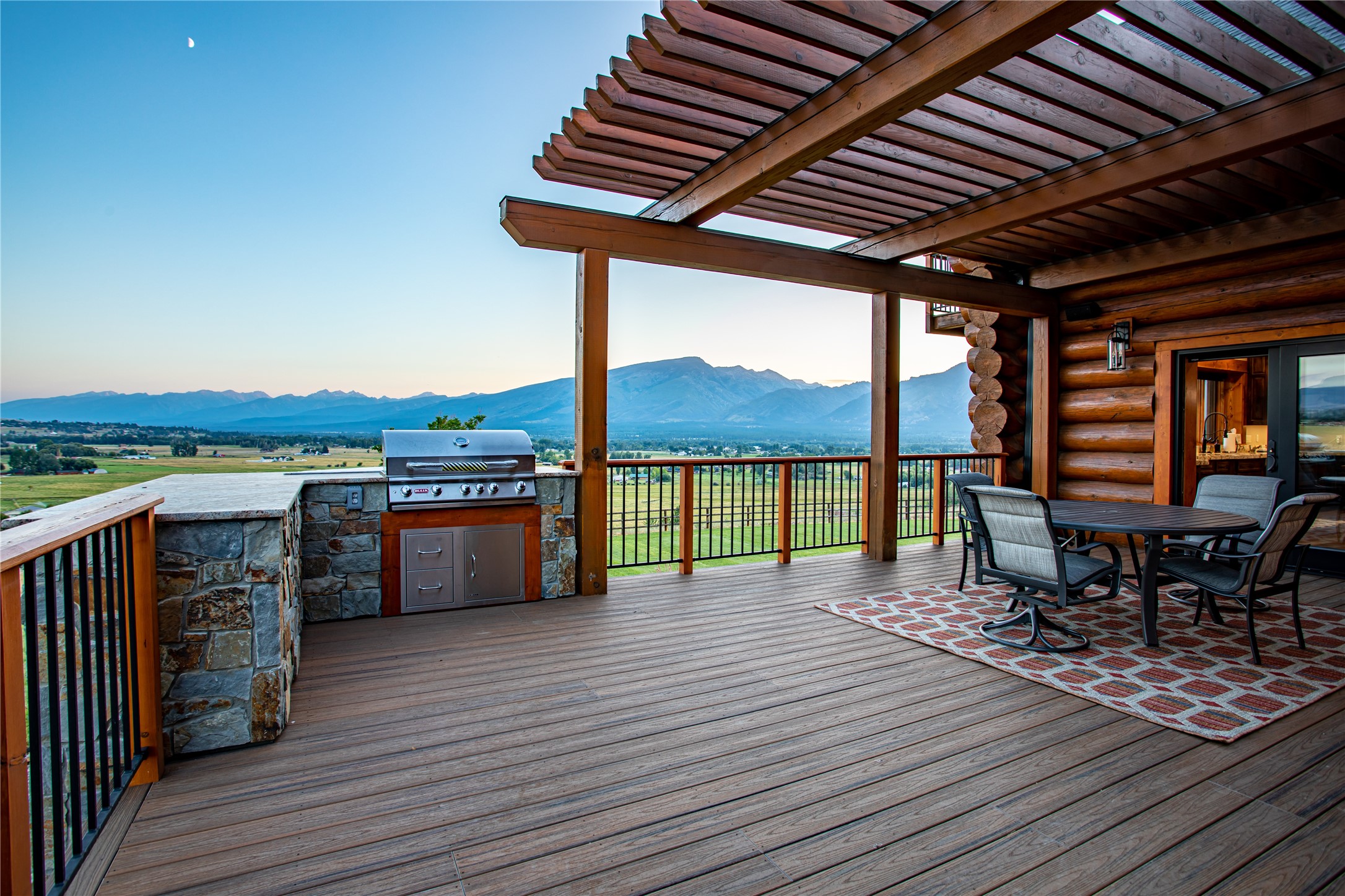 391 Skyline Drive Property Photo 18