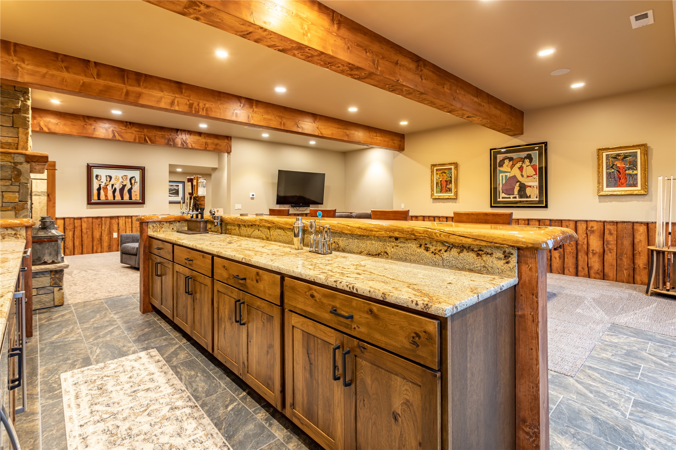 391 Skyline Drive Property Photo 42